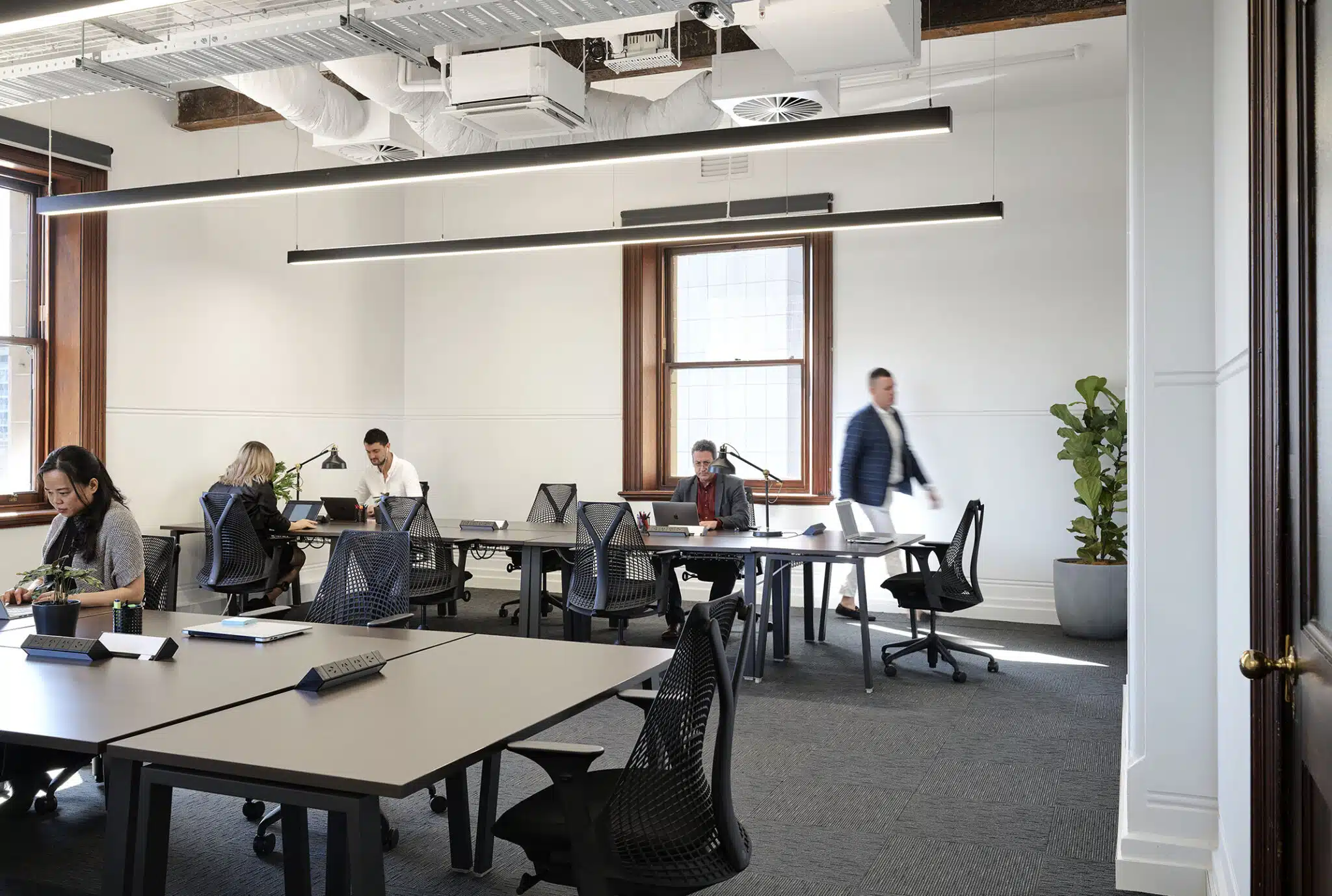  Serviced Office Space in Sydney Hub Australia provides fully-furnished serviced office spaces in Sydney for teams of 1 to 100, ready for your team to move in. Discover the flexible monthly terms of our premium serviced office spaces in our four Sydney locations.